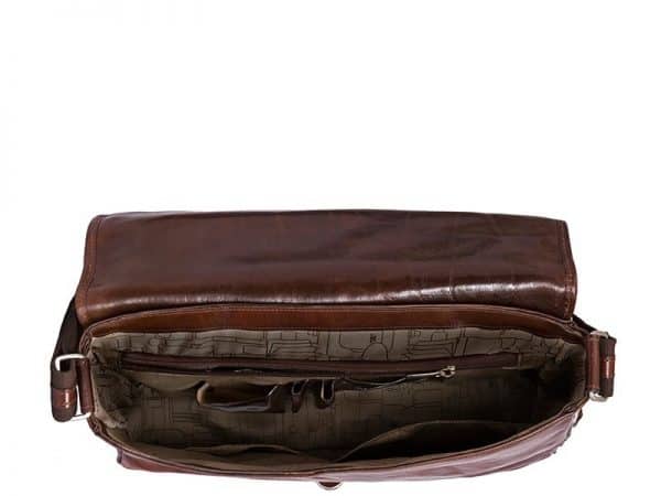 Men’s Statesman Messenger Bags In UAE